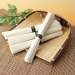 “Effortlessly Pack Noodles with Automated Weighing and Flow Wrapping Equipment”