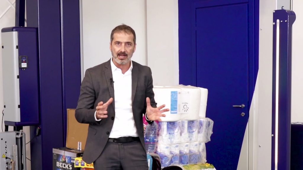 “Maximizing Efficiency: Choosing Between Stand-Alone or Pod Configuration Rotary Stretch Wrappers for Logistics Solutions”