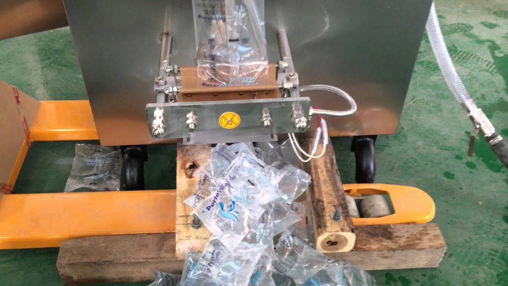 Efficient and Innovative Water Sachet Filling and Sealing Machine for Enhanced Packaging