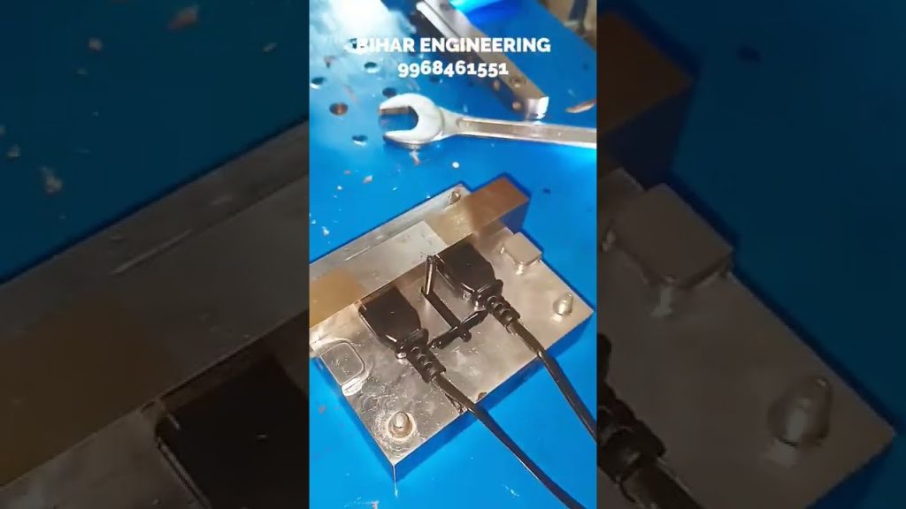 “Revolutionizing Plastic Molding: Next-Gen Socket Mold for Efficient Data Cable Production”